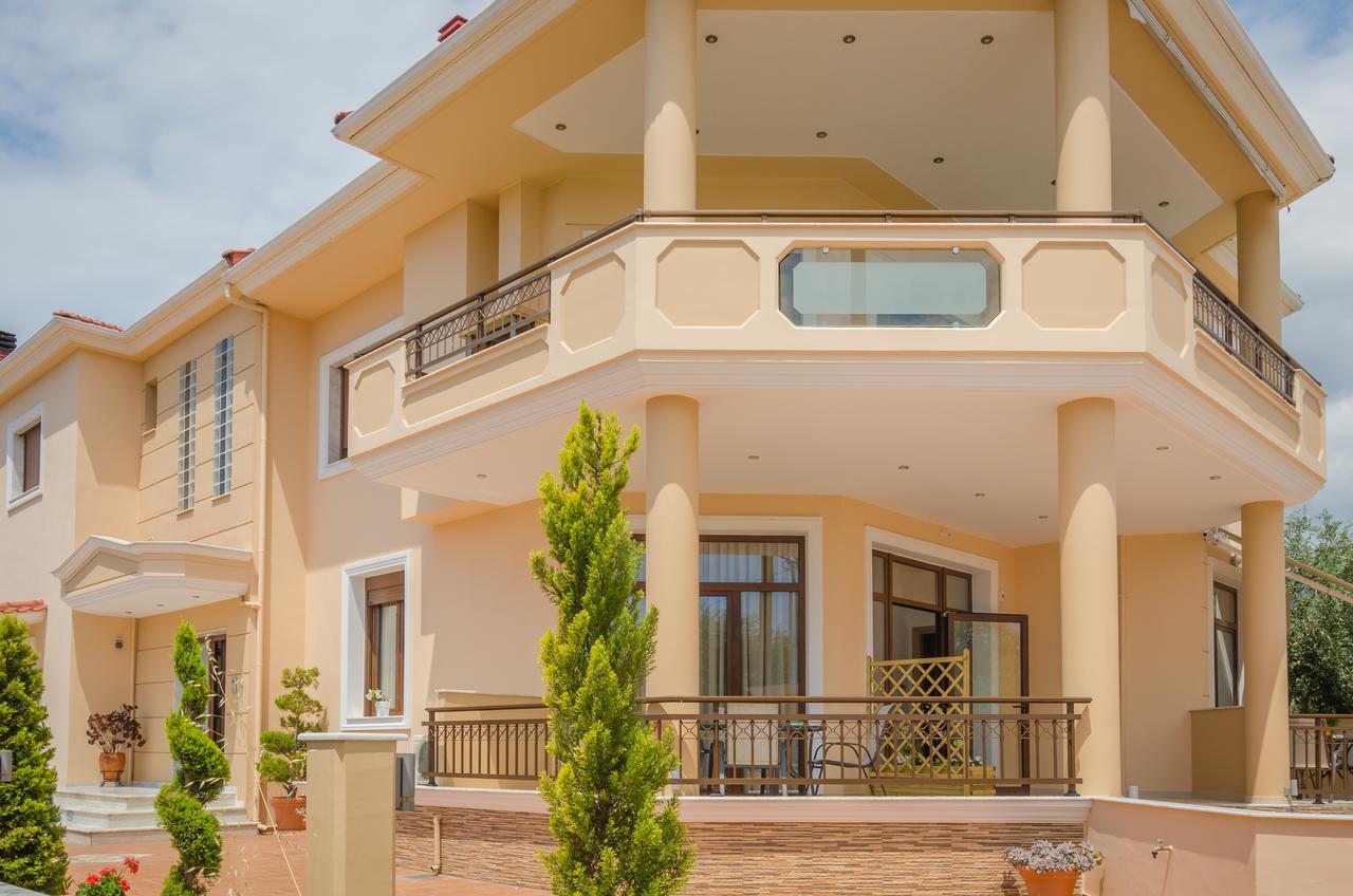 Girene Villa يميناريا المظهر الخارجي الصورة